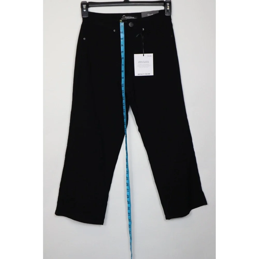 Royalty‎ For Me Black Forever Color  Mid Rise Crop Jean